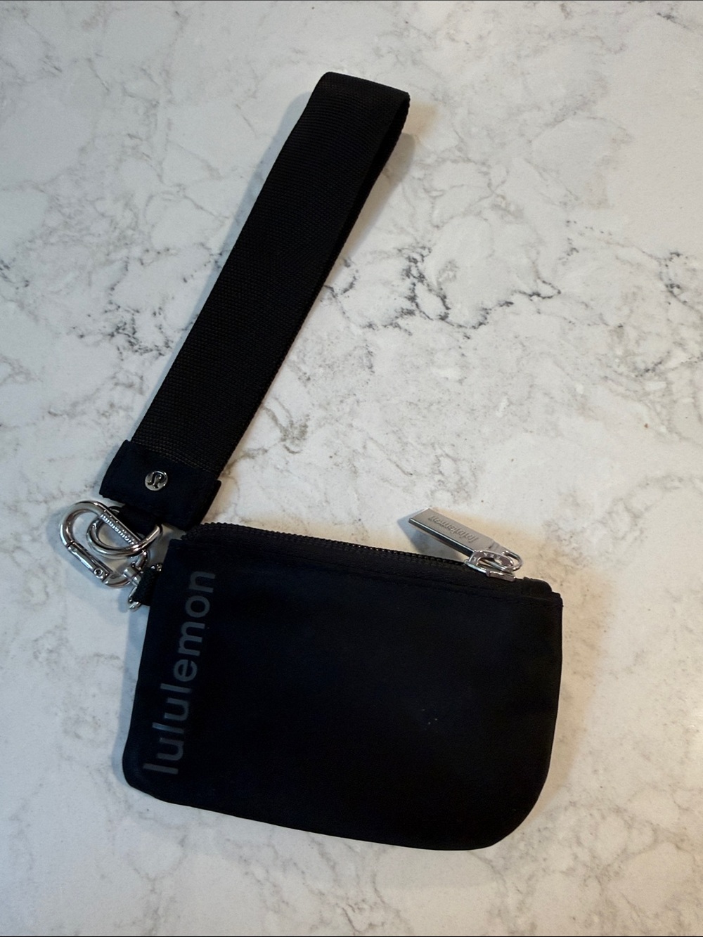 Lululemon card pouch with wristlet strap
